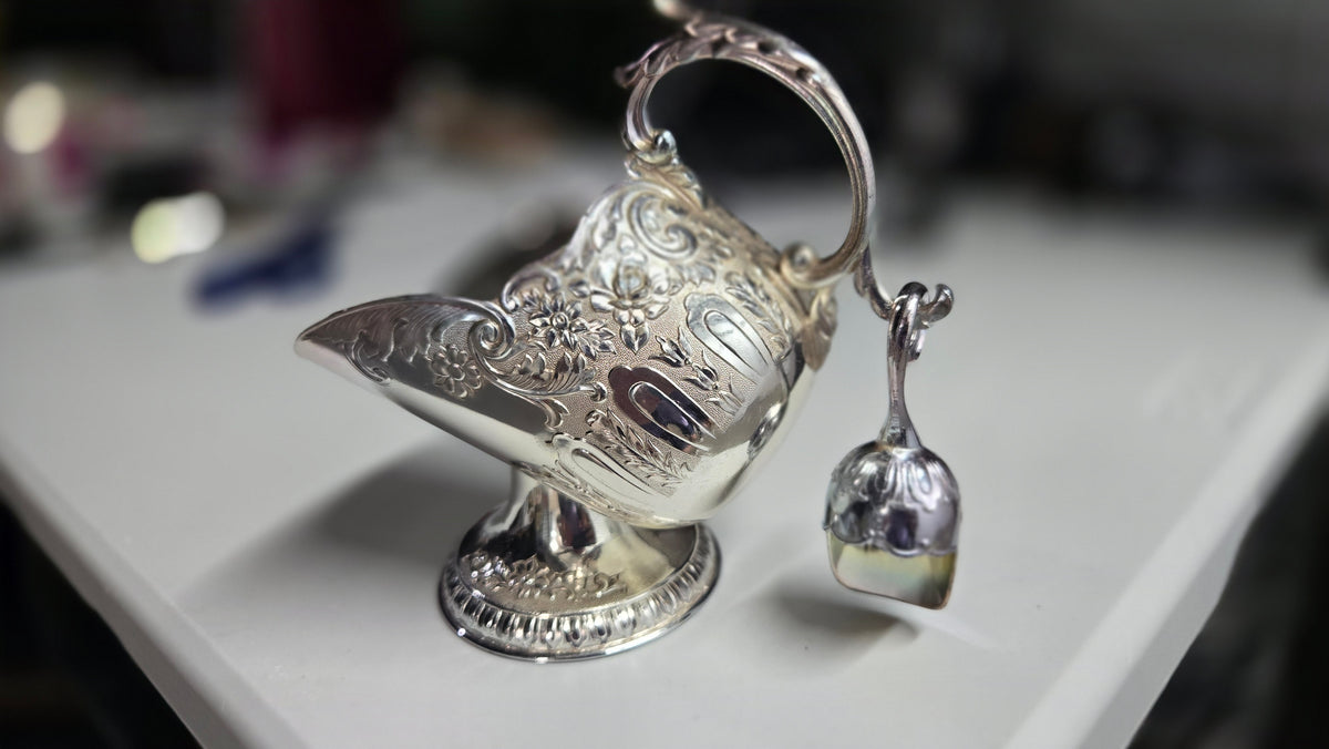 Leonard Silver-Plated Sugar Scuttle with Scoop