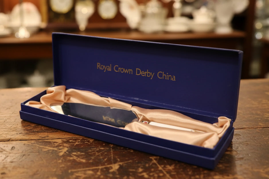 Royal Crown Derby Cake Server