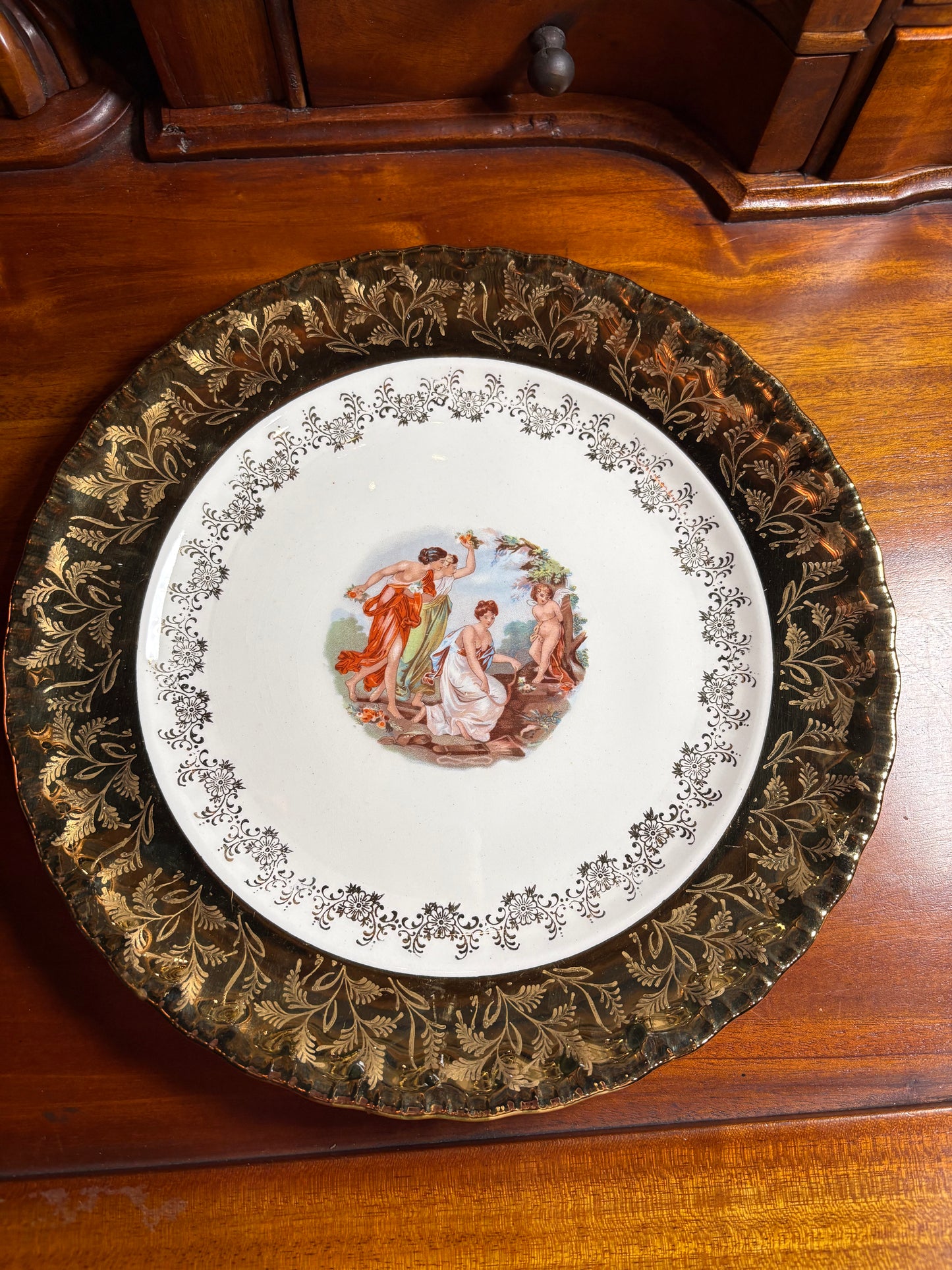 Atlas Fine China Gilt Plate